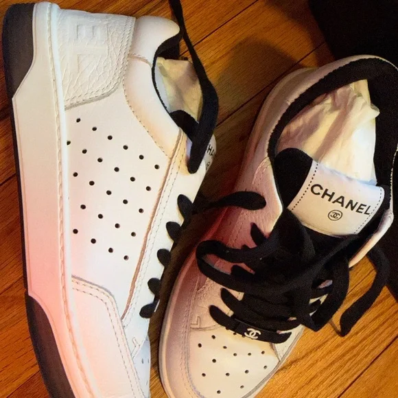 CHANEL Monochrome Athletic Sneakers - Picture 3 of 4